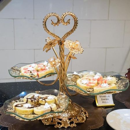 Jatra Hotel Grand Royal Dhaka Exteriör bild