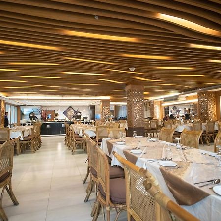 Jatra Hotel Grand Royal Dhaka Exteriör bild